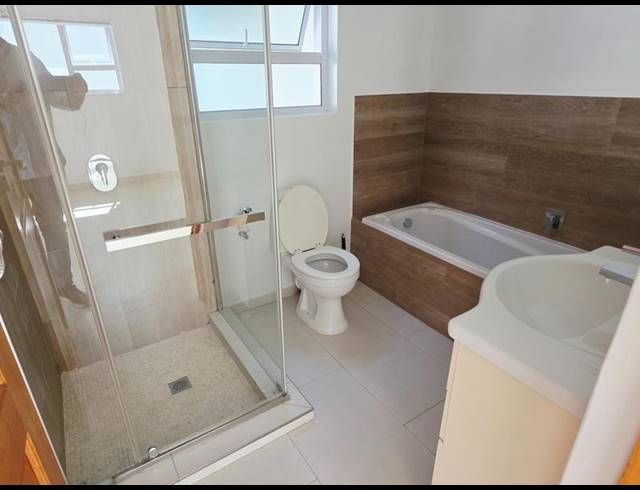 5 BEDROOM PROPERTY TO RENT IN BRYANSTON WEST